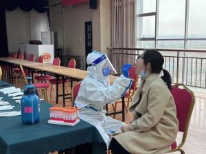 抗疫保供，我們?nèi)σ愿埃? class=